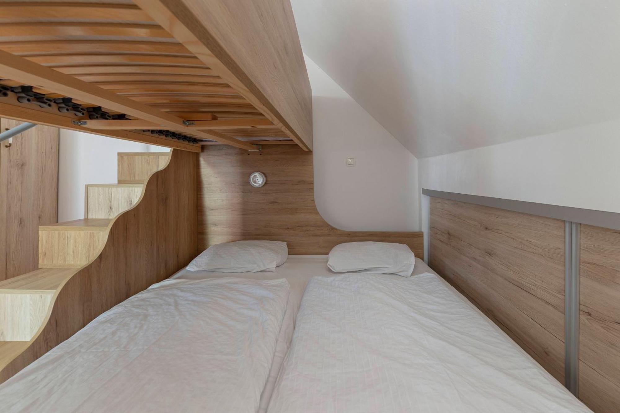 Timber Apartment ボーヒニ エクステリア 写真